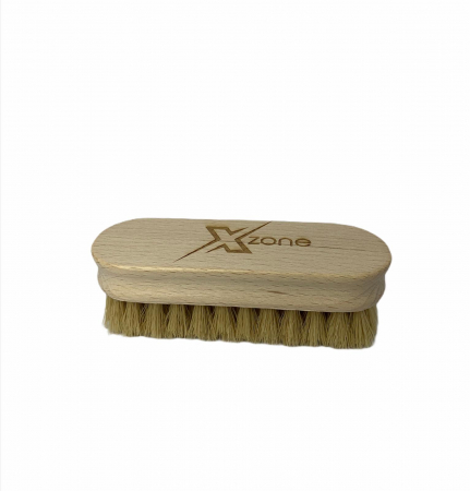 PRODUSE INTRETINERE ECHIPAMENTE - Perie Xzone pentru curatarea echipamentului din piele