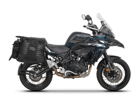Piese moto - Set de genti laterale adventure SHAD TERRA TR40, incluzand kitul de montaj SHAD BENELLI TRK 502X