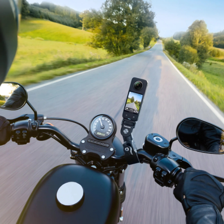 Sistem prindere Insta360 pentru motociclete [3]