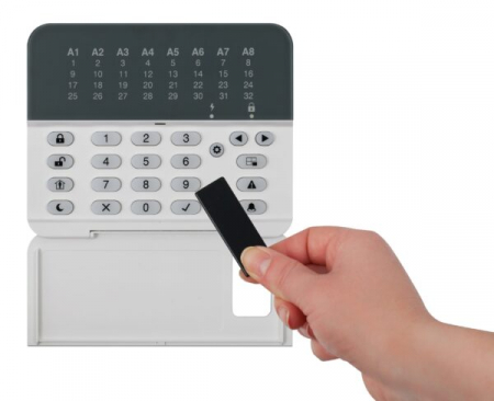 Eclipse LED32 PR * Tastatura pentru Eclipse LED32 cu cititor proximitate inclus [1]