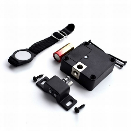 PS-SOLO-GYM * Incuietoare standalone RFID pentru vestiare (dulapuri), invizibila de la exterior Yale - PS-SOLO-GYM * Incuietoare standalone RFID pentru vestiare (dulapuri), invizibila de la exterior