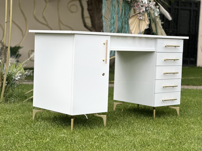 Masa profesionala de manichiura Alice, 135cm, 105W putere, sistem de aspirare inclus, 1100 mc/h [2]