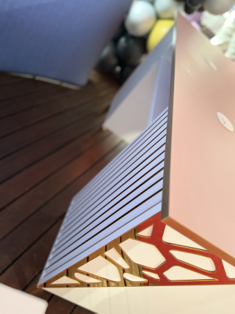 Masa profesionala de manichiura ROYAL TOUCH, 135cm, 105W putere, sistem de aspirare inclus, 1100 mc/h [2]