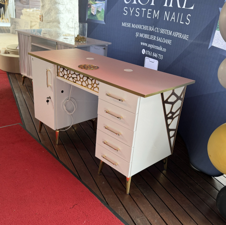 Mese manichiura - Masa profesionala de manichiura ROYAL TOUCH, 135cm, 105W putere, sistem de aspirare inclus, 1100 mc/h