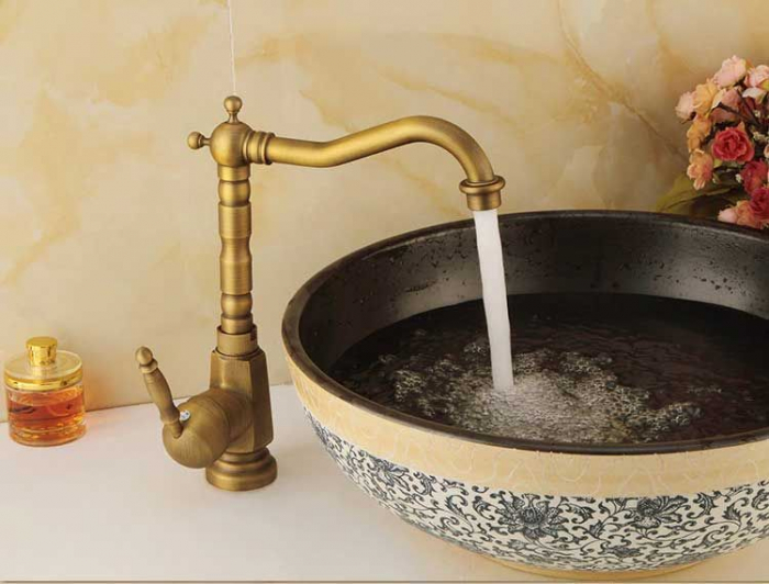 Baterie lavoar Bona Old Gold inalta, montaj pe blat sau lavoar, alama, auriu, perlator aer [12]