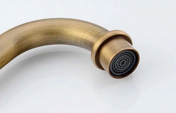 Baterie lavoar Bona Old Gold inalta, montaj pe blat sau lavoar, alama, auriu, perlator aer [8]