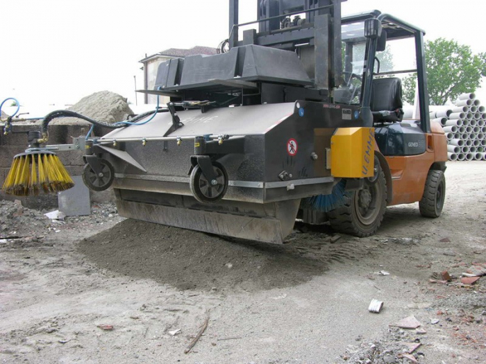 Perie industriala cu cuva colectoare U.Emme [2]