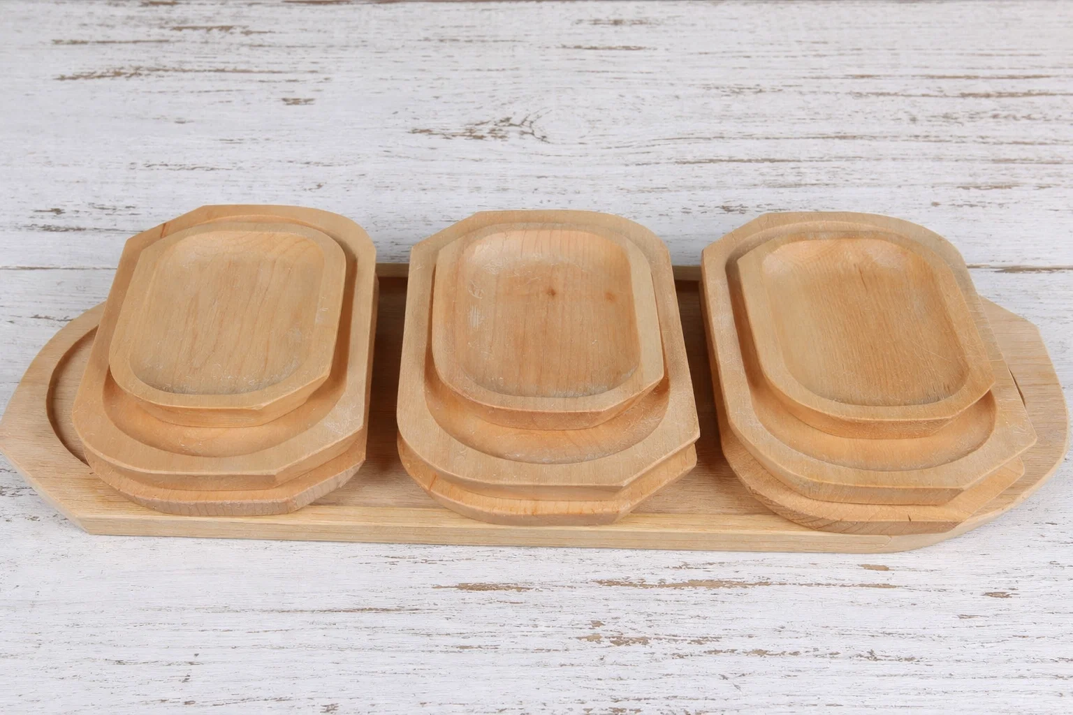 set-platou-servire-lemn-56x22cm-cu-9-farfurii-atelier49.ro [2]