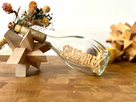 Sticlă Personalizată cu Nume – Artizanală cu Lemn în Interior, Cadou pentru El sau Ea  | Atelier 49 [2]