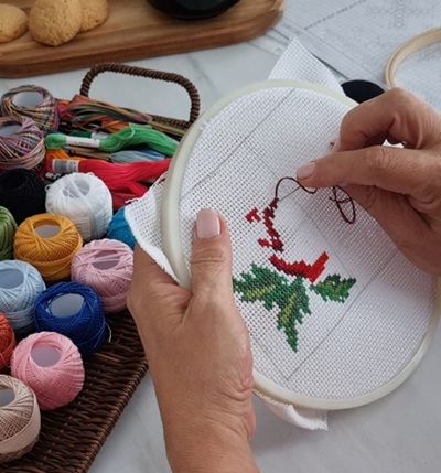 Produsele noastre sunt cusute manual