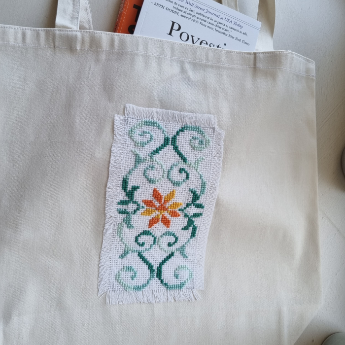 Plasuta din in cu model traditional [1]