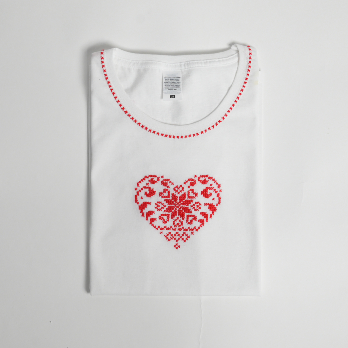 Tricou bumbac, cu inimioara rosie [3]