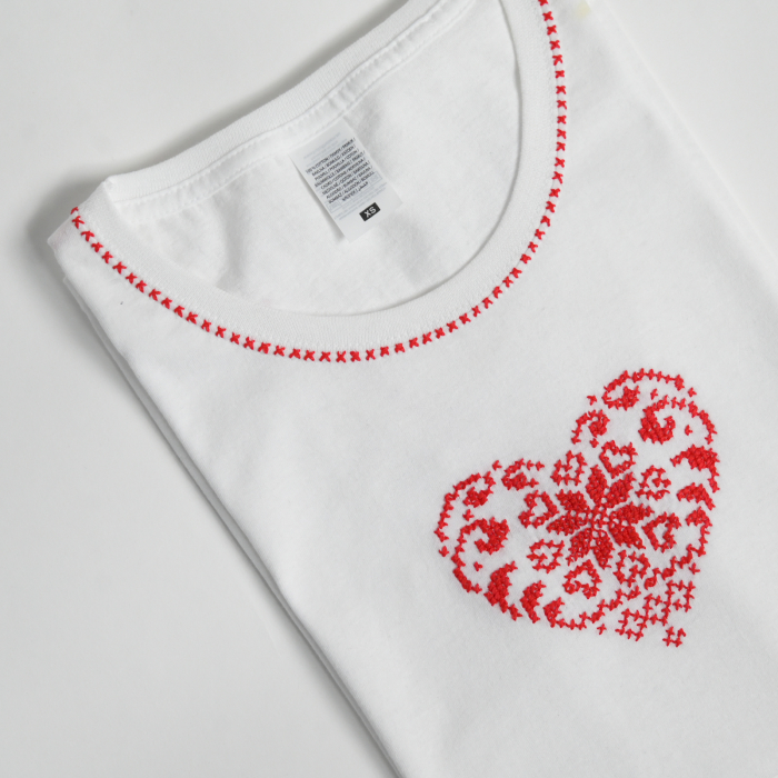 Tricou bumbac, cu inimioara rosie [4]