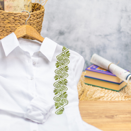 Camasa clasica, brodata cu model traditional [1]