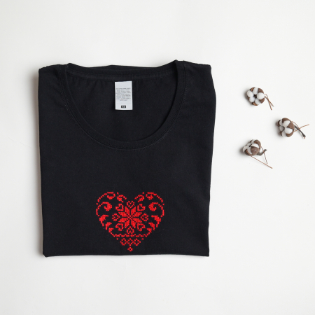 Tricou cu inimioara rosie [3]