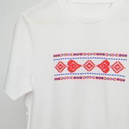 Tricouri unisex - Tricou alb cu rosu