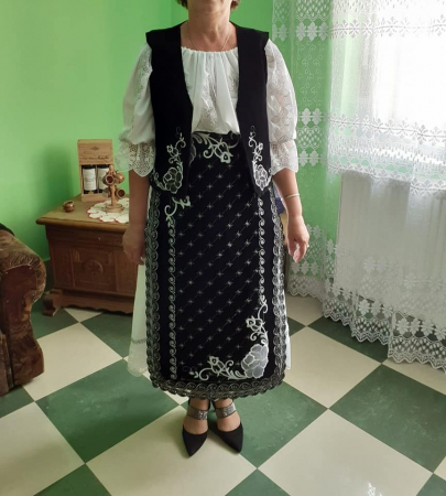 Costum traditional 4 [2]