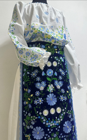 Costum traditional set [13]