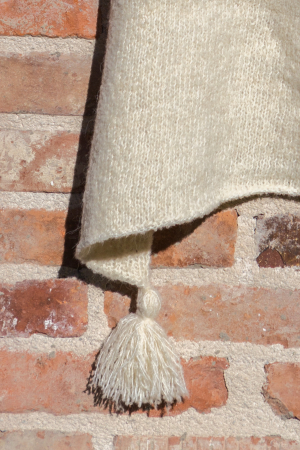 Poncho Tricotat Manual pentru Femei, alb [1]