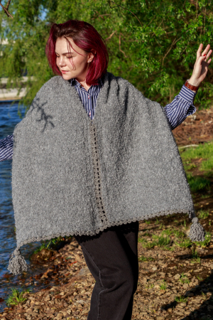 Articole Femei - Poncho Tricotat Manual pentru Femei, gri