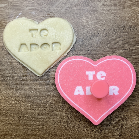 CookieStamp - Inima Te Ador, 76x89x16 mm - Cookie Cutter Decorativ pentru Aluat, Ștampilă pentru Biscuiți Unicat - Ideal pentru copii [5]