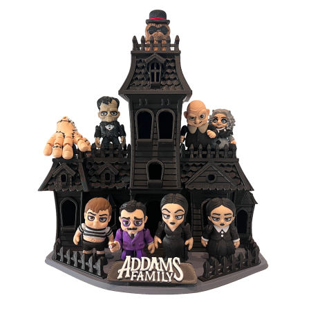 Produse Noi - Familia Addams – Set cu 9 Figurine, cu Castel