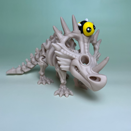 DINOZAURI SCHELEȚI - Schelet Styracosaurus cu Mini Zigluț Surpriză – 24 cm