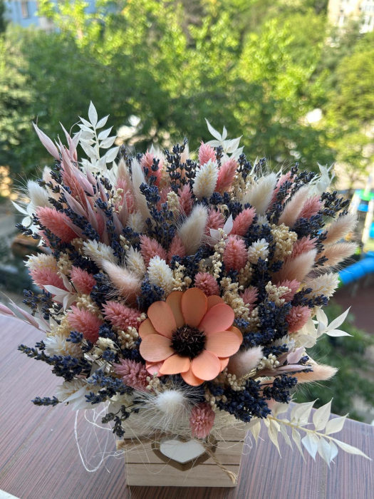 Aranjament cu  flori uscate decorative [3]
