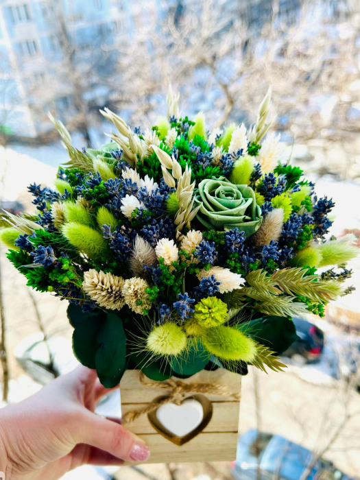 Aranjament floral [2]