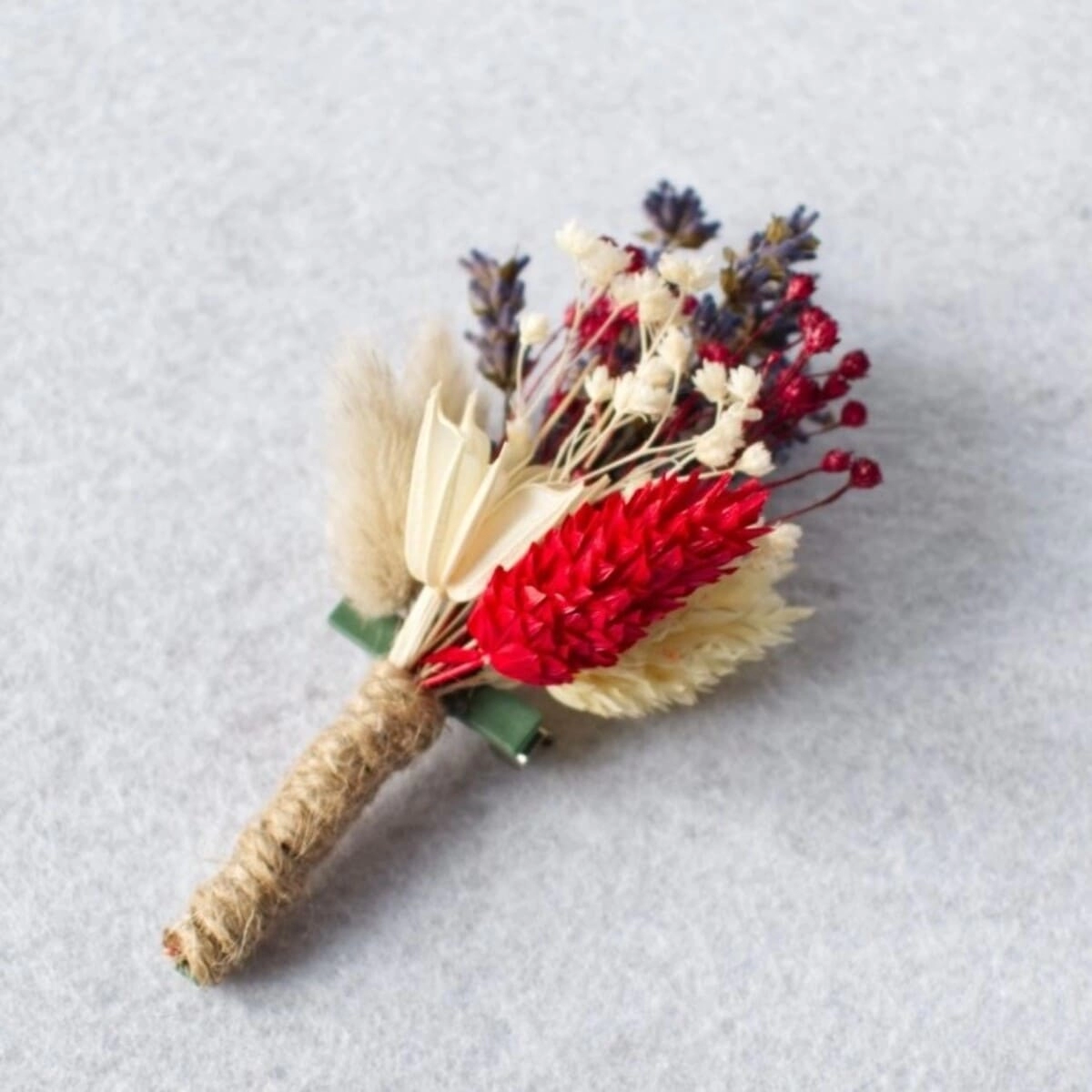 Cocarda din flori naturale uscate, colorate [3]