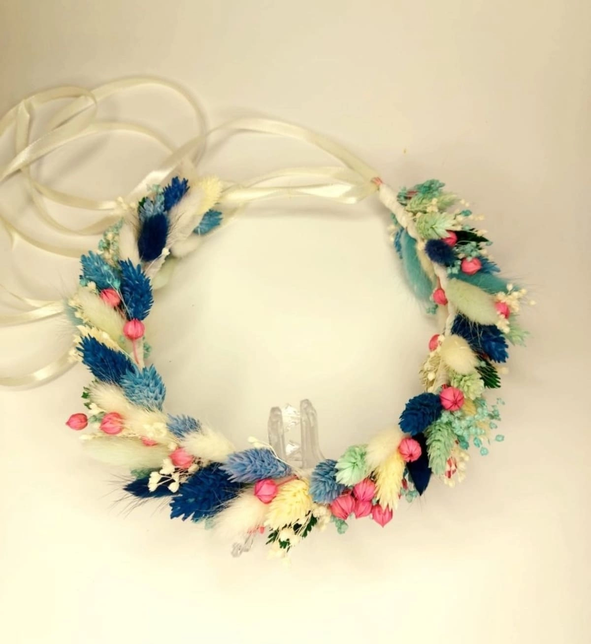Coronita din flori uscate, alb/albastru/roz [3]