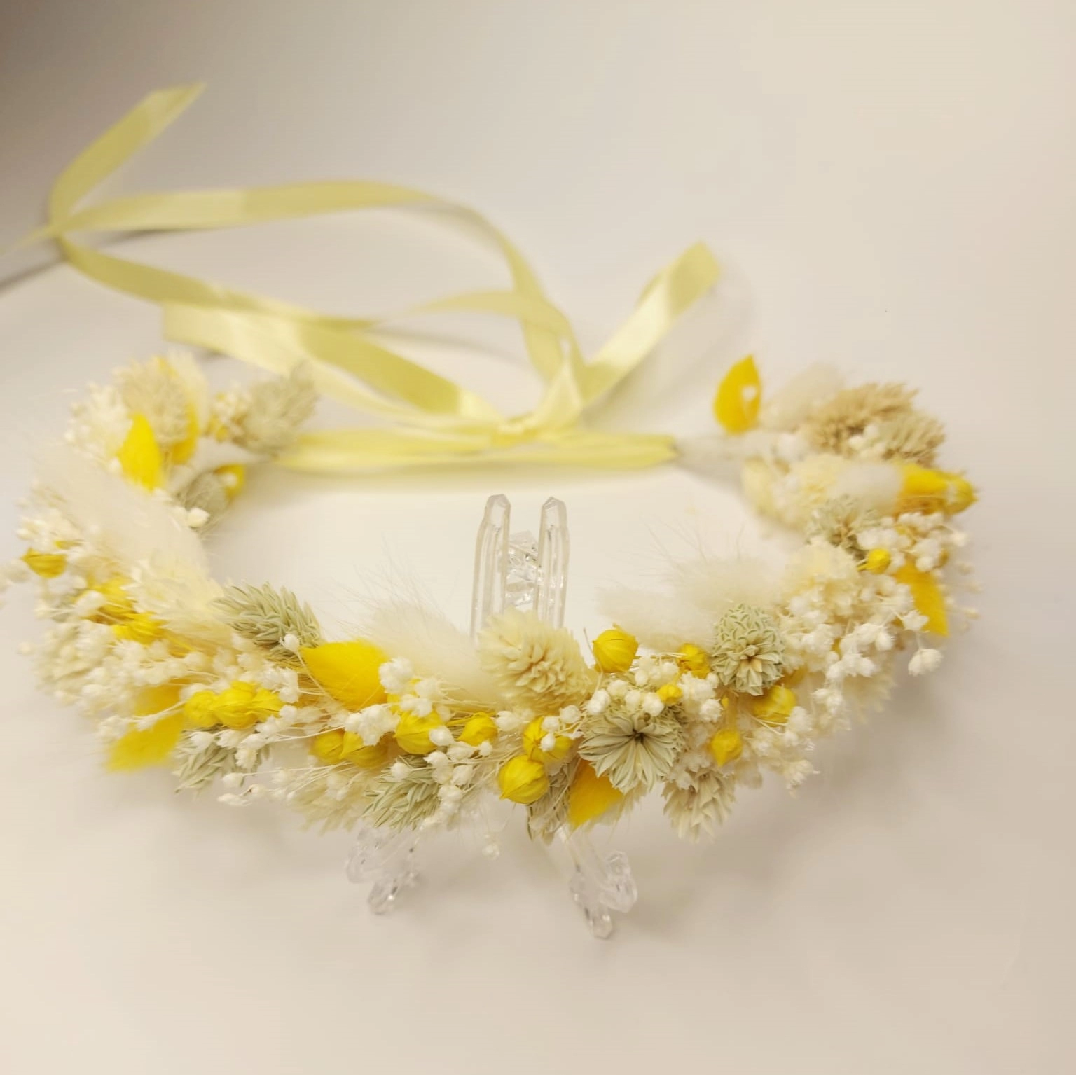 Coronita din flori uscate, alb/galben [1]