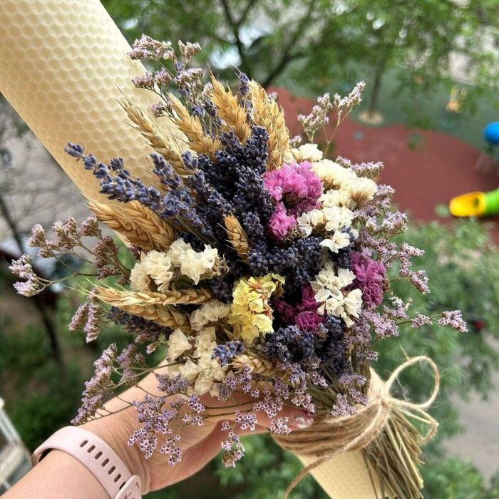 Set 2 lumanari nunta + buchet mireasa cu lavanda uscata, limonium colorant si grau [6]