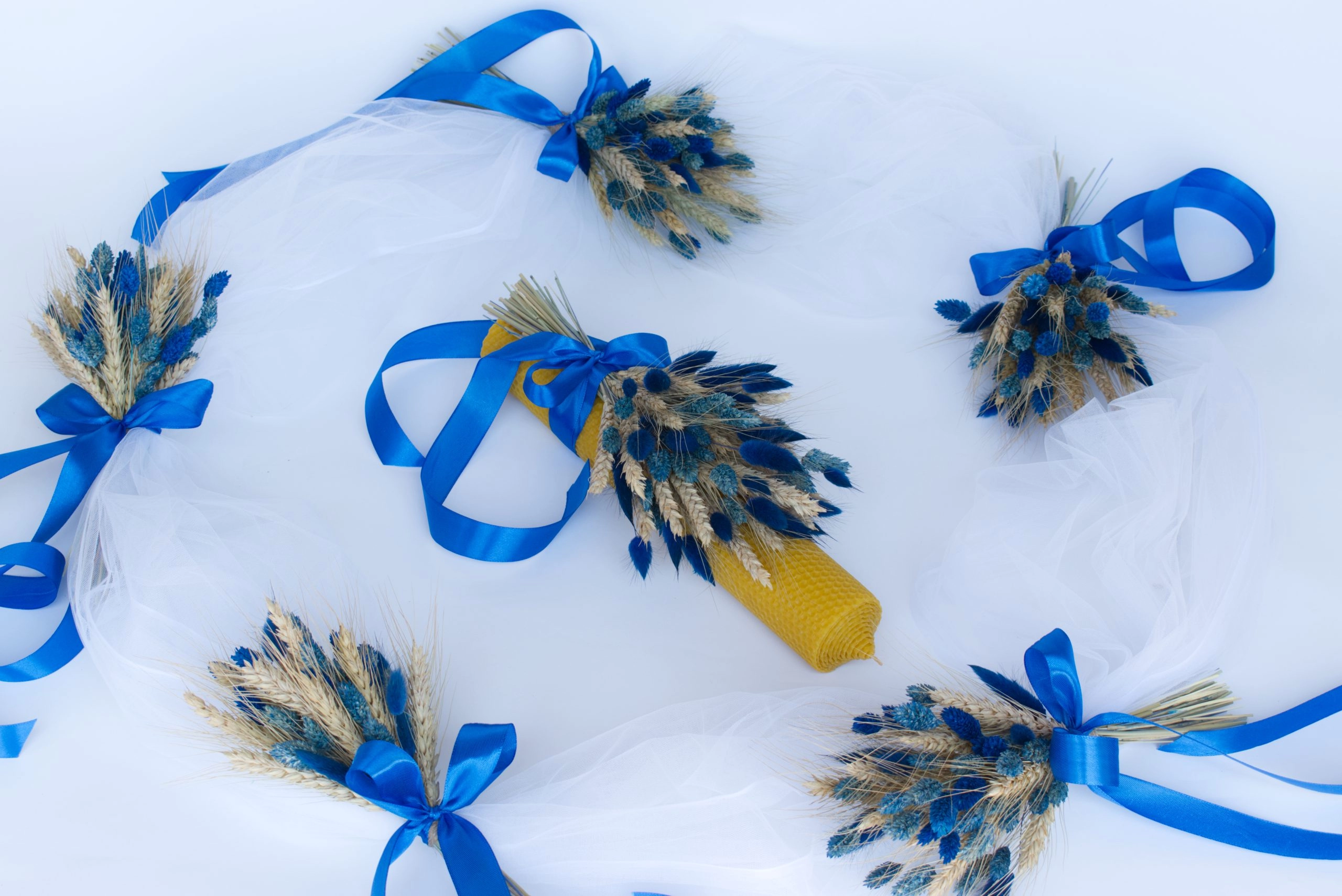 Set botez albastru- aranjament cristelnita si lumanare ceara de albine [3]