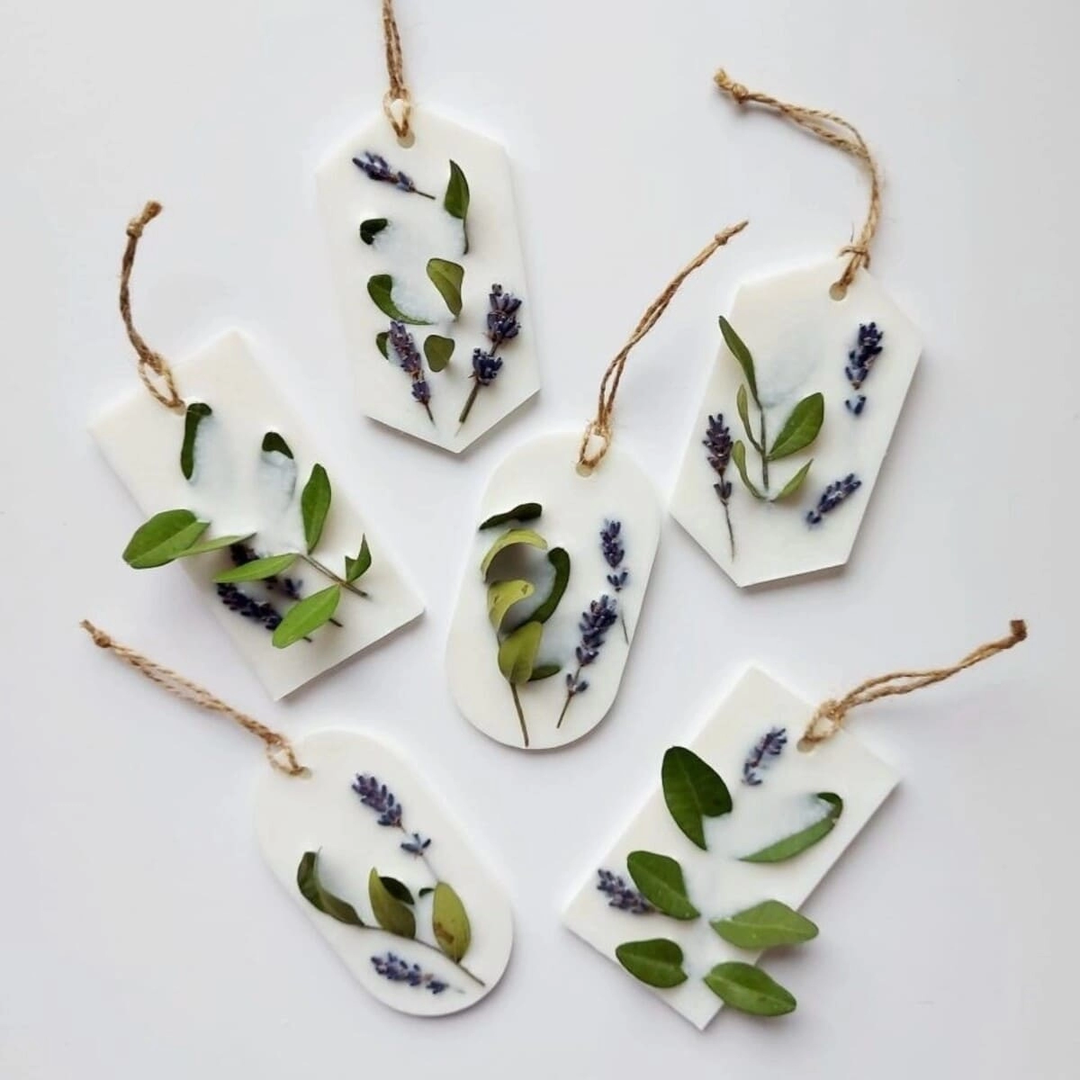 Tableta parfumata din ceara soia, cu parfum de lamaie & lavanda [2]