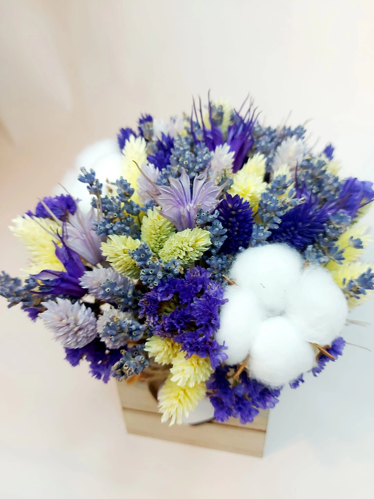 Aranjament cadou cu flori uscate Buchet Mov, 12×15 cm [1]