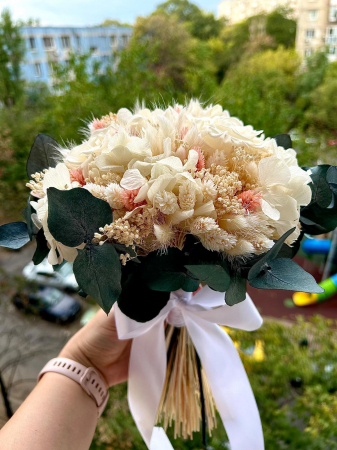 Aniversări - Buchet mireasă cu flori criogenate albe