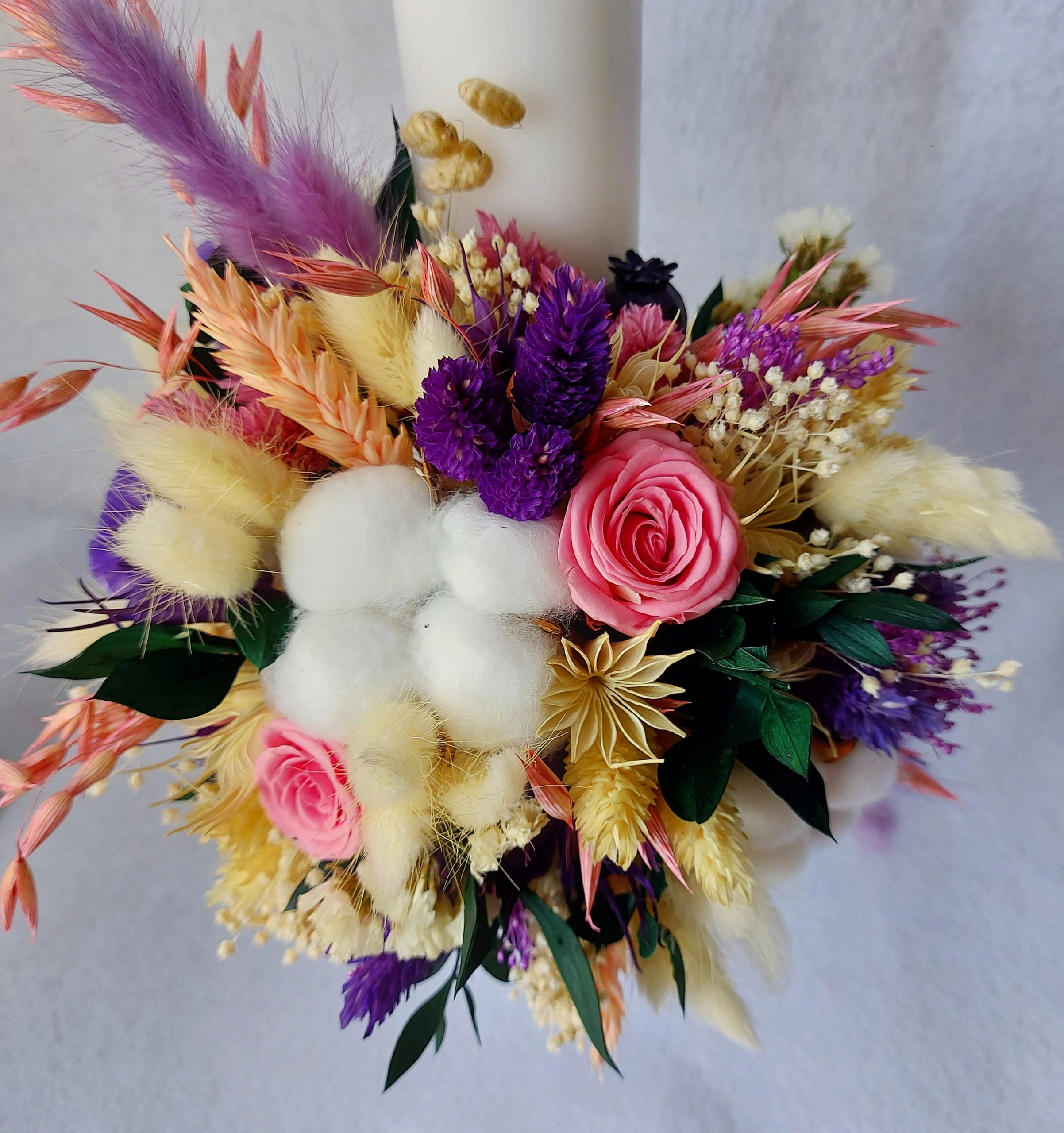 Lumanare botez/nunta cu trandafiri criogenati, alba, flori roz/mov [2]