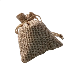 Saculeț cu lavandă - Marturie Saculet umplut cu lavanda, crem, material iuta