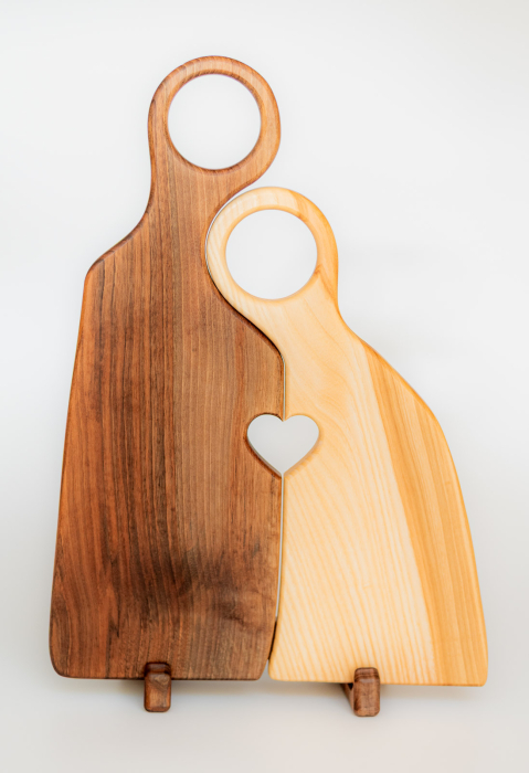Tocator lemn masiv Love, lucrat manual, lemn nuc si frasin - Charcuterie board [2]