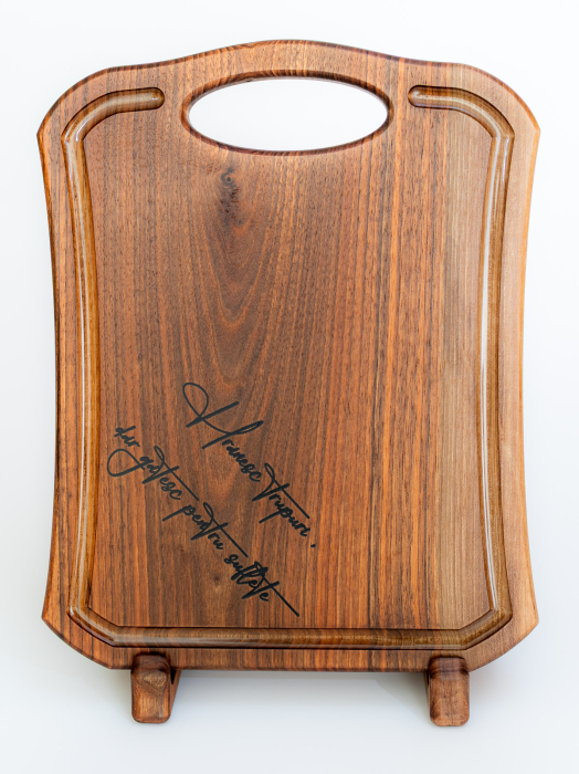 Tocator lemn masiv Noble, lucrat manual, lemn nuc - Charcuterie board [2]