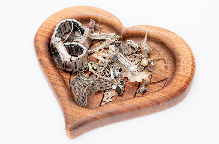 Tavite multifunctionale pentru obiecte mici [3]