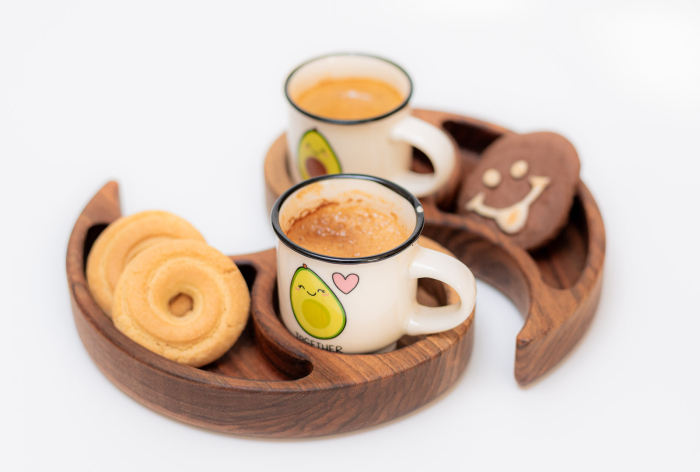 Tavite multifunctionale pentru obiecte mici [8]