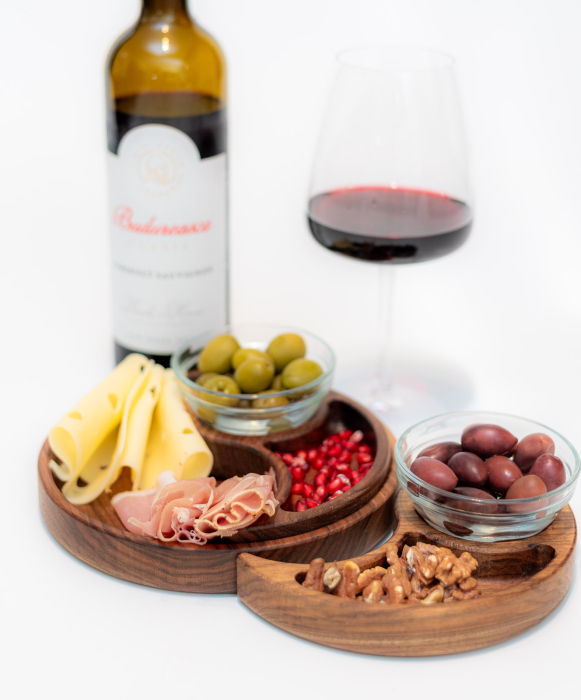 Tavite multifunctionale pentru obiecte mici [6]