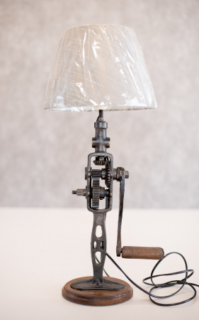 Cadouri din lemn - lampa steampunk