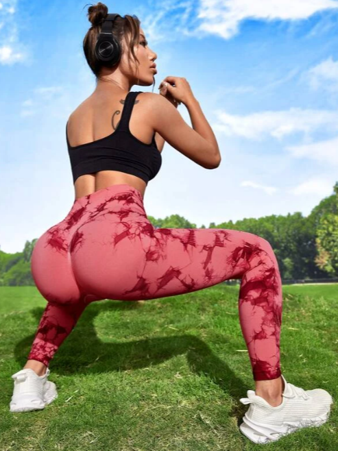 Colanti sport dama intr-o paleta de culori, modele si marimi disponibili pe athliwear.com