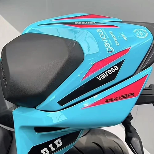 MOTOCICLETA CFMOTO 250SR S World Champion Edition 2025 [3]