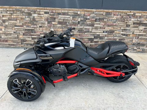 Can-Am Spyder F3-S Monolith Black Satin [2]