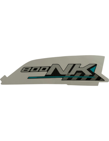 PIESE - STICKER PLACA DECORATIVA REZERVOR COMBUSTIBIL STANGA CFMOTO 800NK ADVANCED