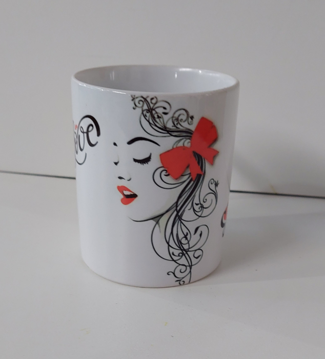 Siluetă femeie cu fundă [1]